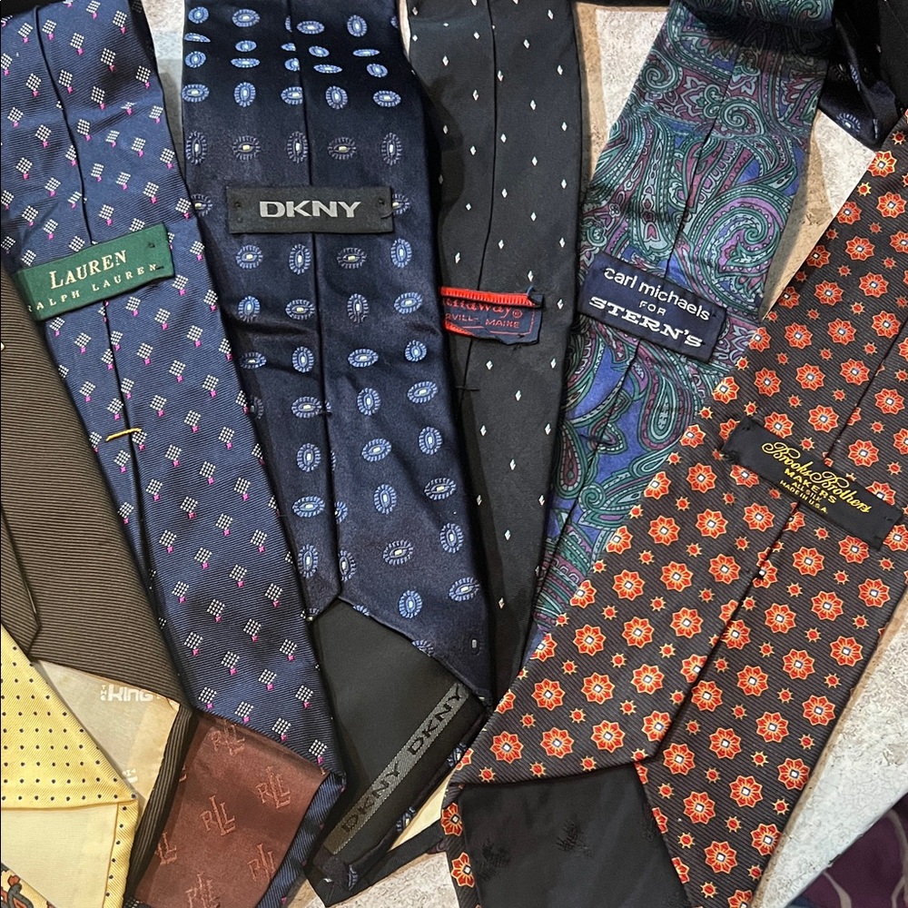 Ralph Lauren tie. Different brand of ties . 11 total .